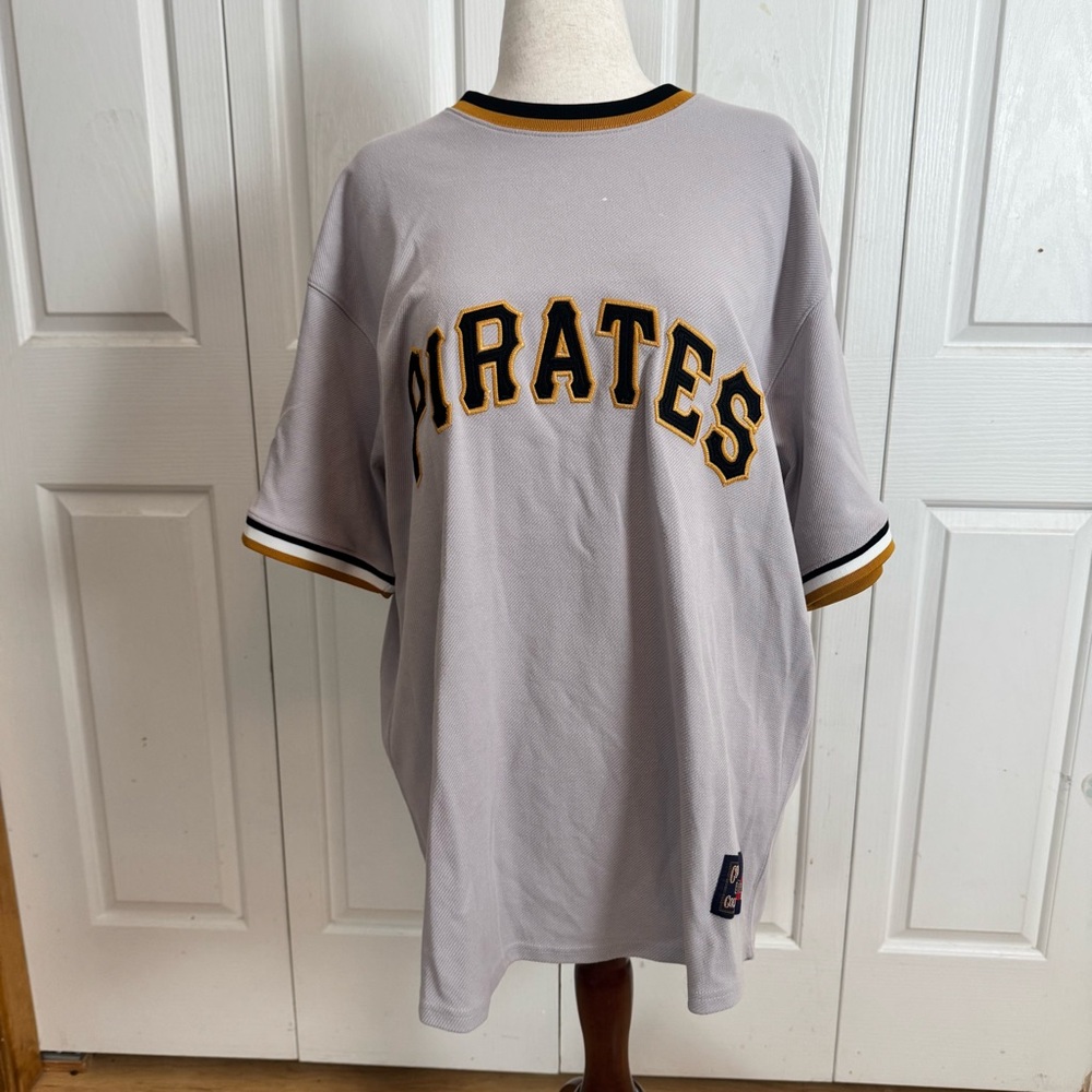 Pirates Gray Jersey - Roberto Clemente